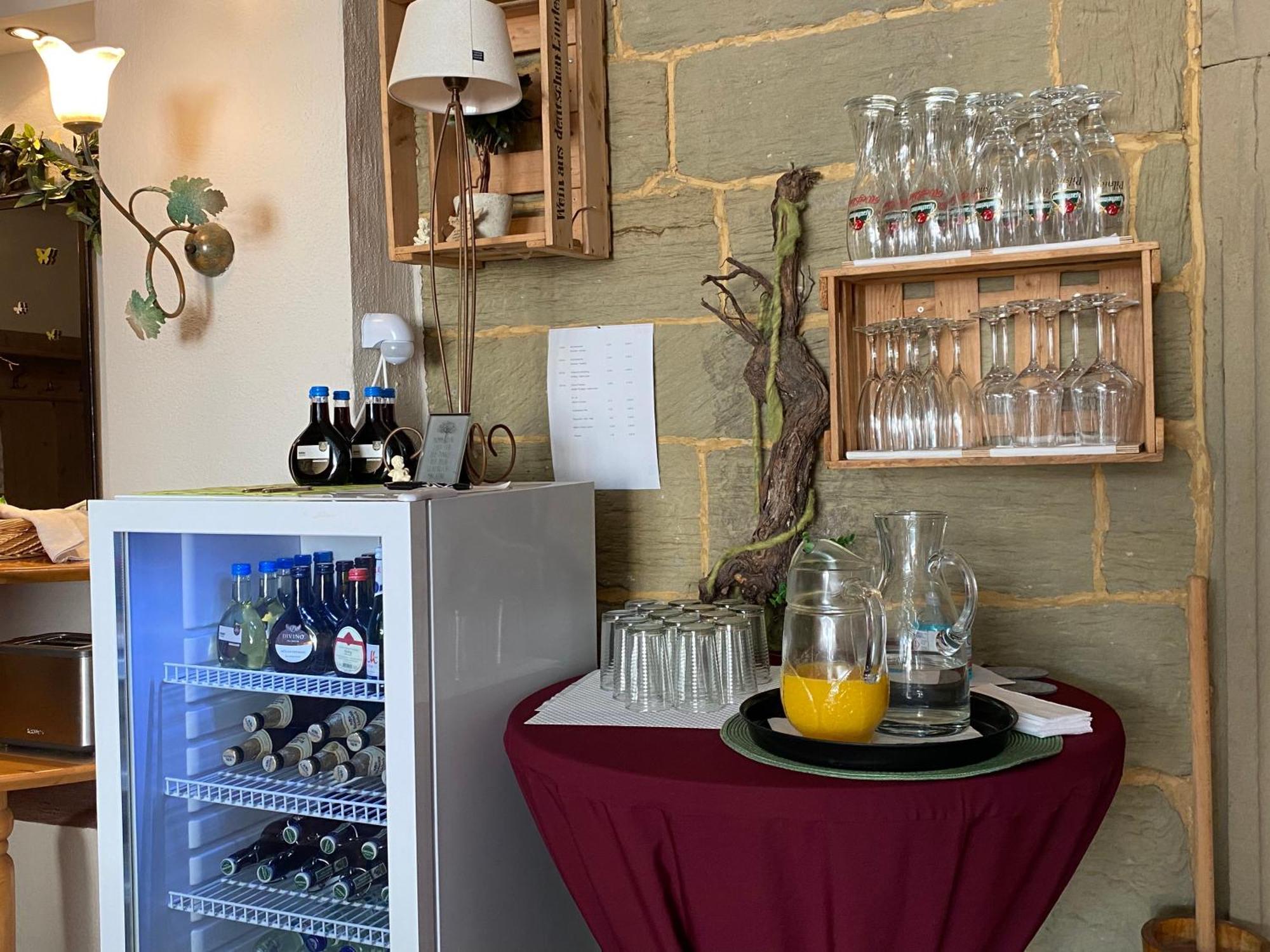 Hotel Weinstube Am Markt Gerolzhofen Ngoại thất bức ảnh