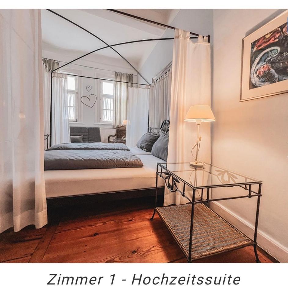 Hotel Weinstube Am Markt Gerolzhofen Ngoại thất bức ảnh